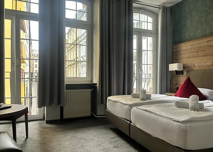 酒店 Nostalgie Altstadthotel Kornpforte 科布倫茨